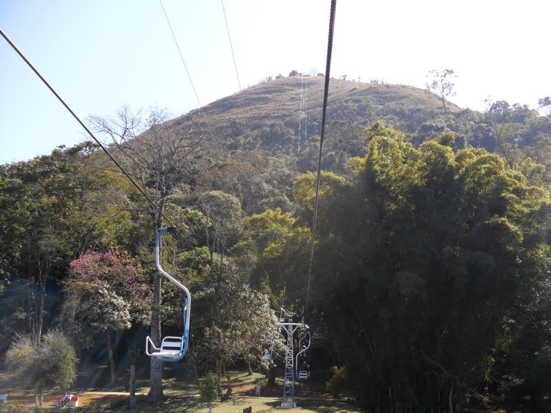 Teleférico leva os visitantes até o Mirante do Morro Caxambu