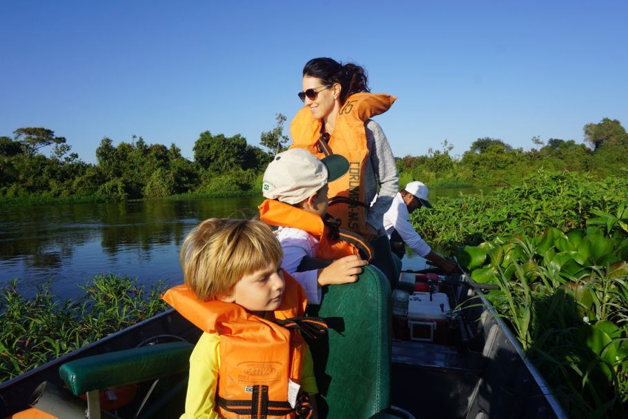Navegação pelo rio Paraguai