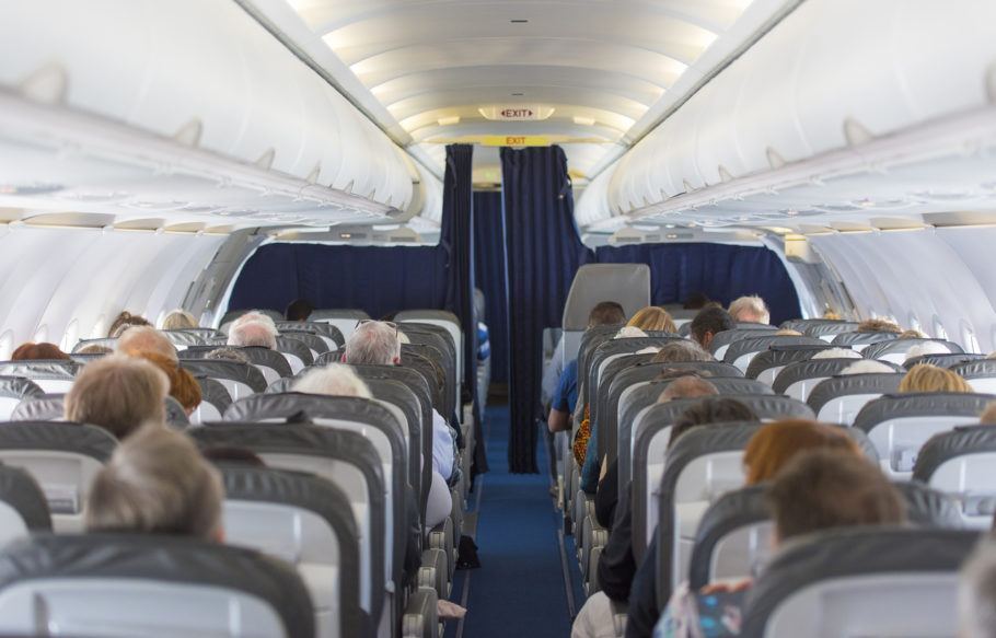 A cobrança para marcação de assentos em avião, assim como para o despacho de bagagem tem causado polêmica