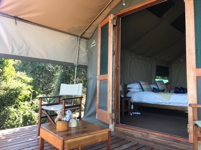Minha tenda no Woodbury Tended Camp, na África do Sul, onde dormi com o rugido de leões