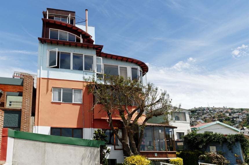 A casa La Sebastiana de Neruda, batizada em homenagem a Sebastián Collado