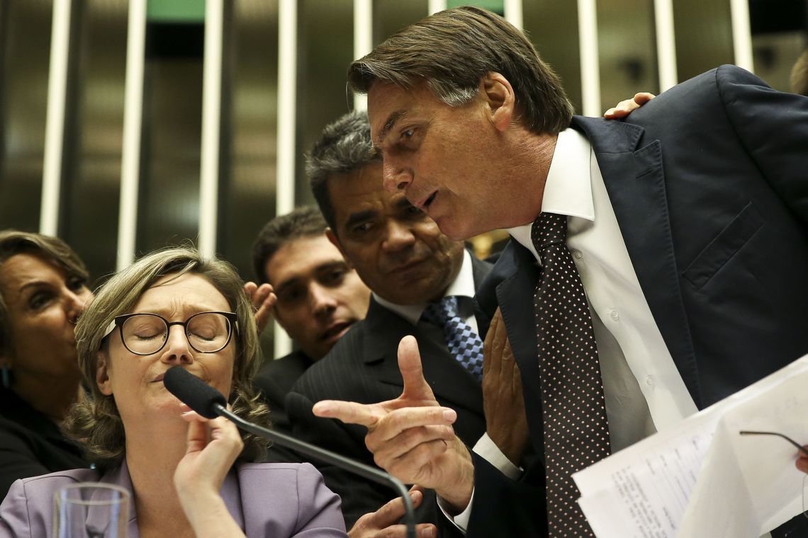 Em 2014, Bolsonaro disse à deputada Maria do Rosário que ela ‘não merecia ser estuprada’