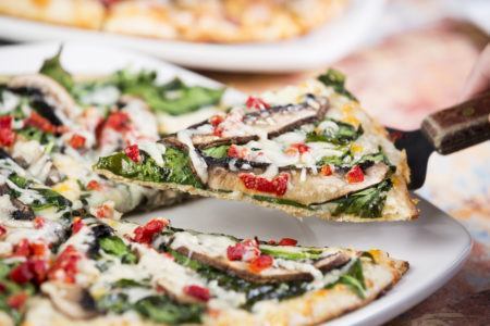 Por R$ 20 por pessoa, evento oferece pizzas veganas, doces e salgadas, à vontade