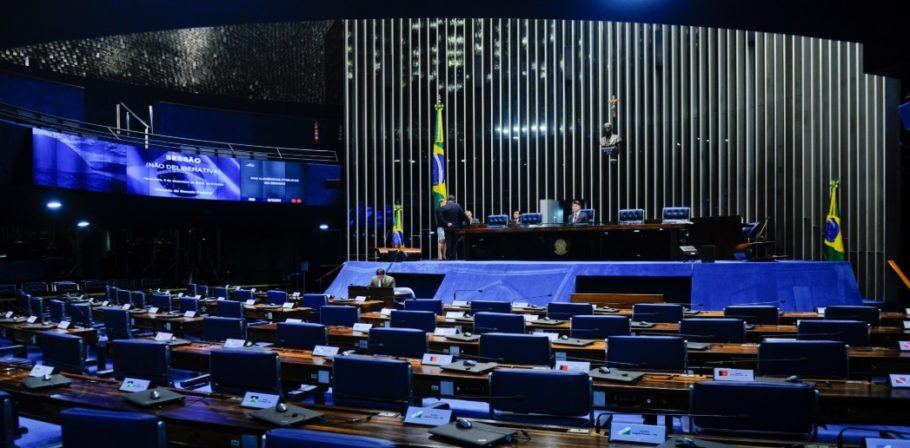  No Senado, as funções podem ser legislativas, fiscalizadoras, autorizativas, julgadoras, aprovadoras de autoridades, entre várias outras competências.