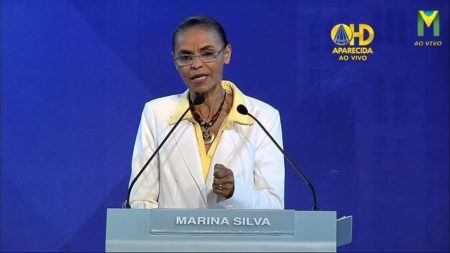 Marina Silva foi a primeira a citar o nome de Jair Bolsonaro no debate da TV Aparecida
