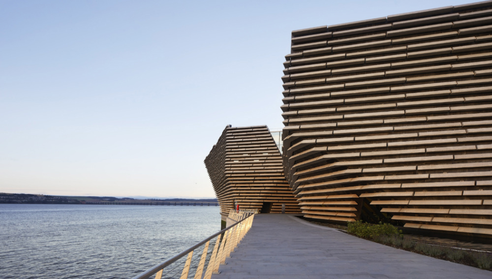 Museu está estrategicamente localizado à beira do rio Tay, em Dundee (Foto: V&A/ Hufton+Crow)