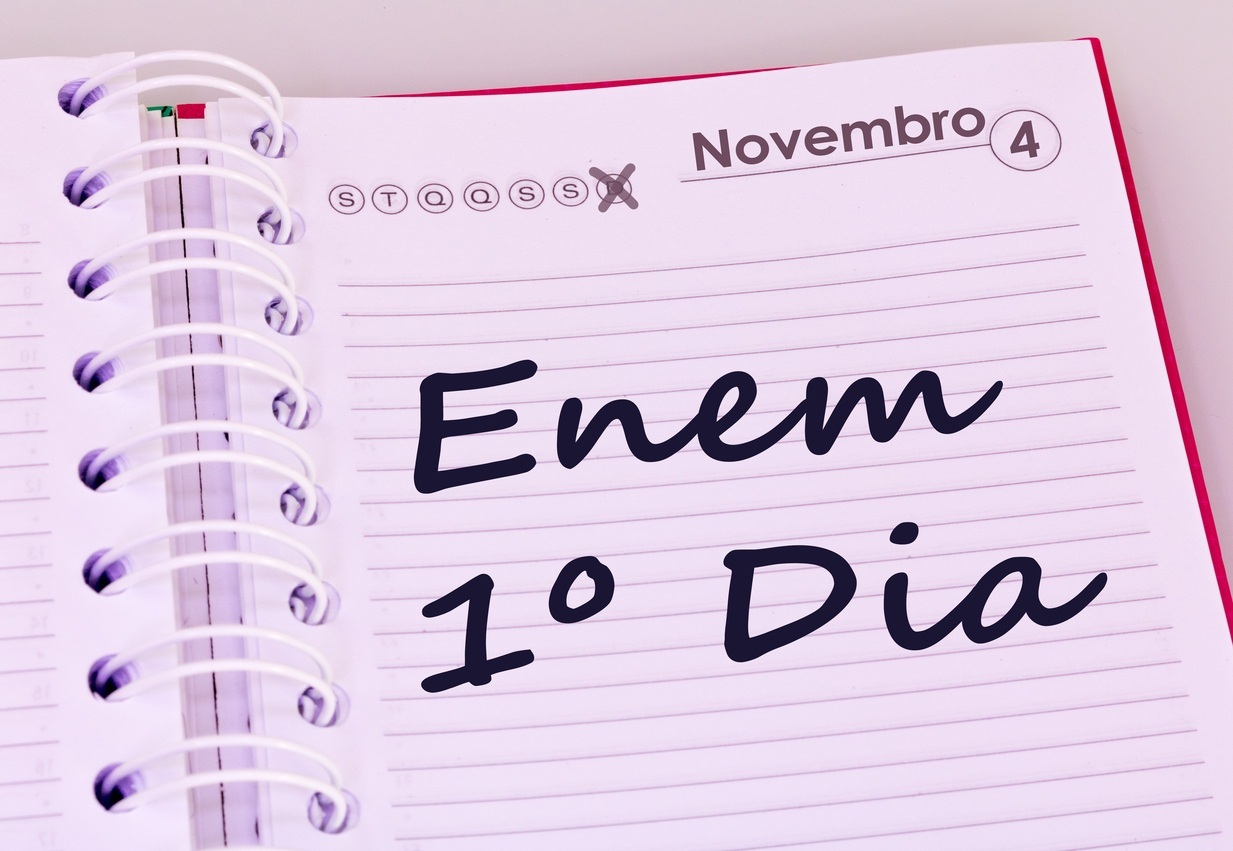 No primeiro dia do Enem 2018 haverá aplicação das provas de Linguagens, Códigos e suas Tecnologias / Redação / Ciências Humanas e suas Tecnologias