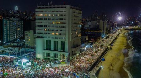 Haddad não usou foto do Carnaval em divulgação de ato em Salvador