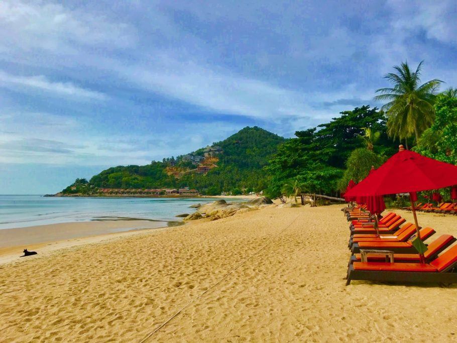 A praia do hotel New Star em Koh Samui                                                                                                                          Em Koh Lanta, Krabi – Pimalai Resort & Spa  