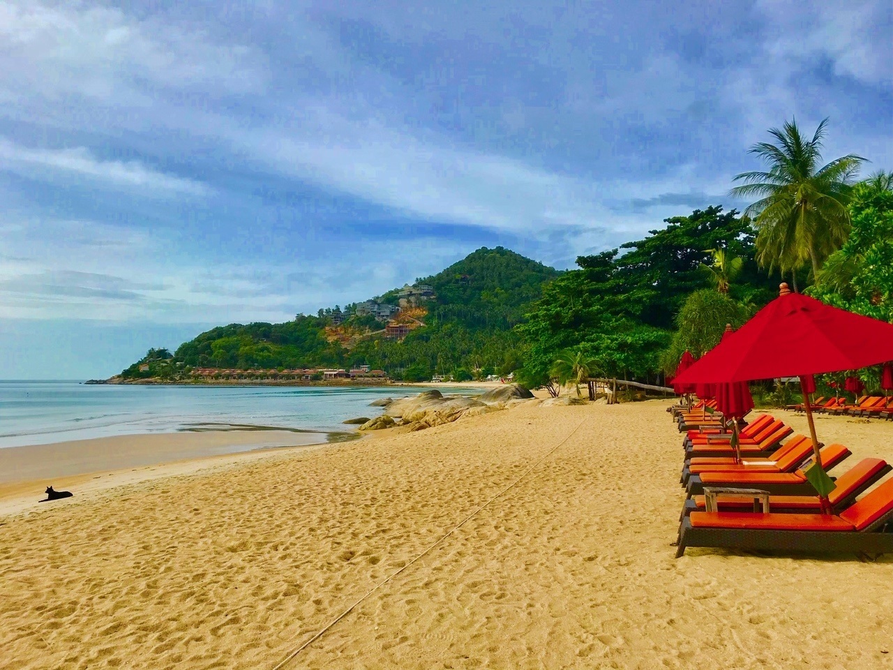 A praia do hotel New Star em Koh Samui