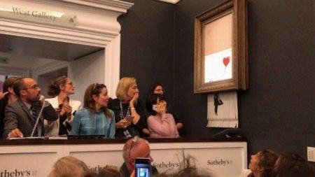 Obra de Banksy se autodestrói ao ser vendida por R$ 5 mi em leilão