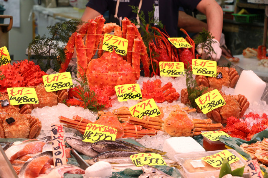 O tradicional mercado de peixes de Tsukiji, na capital japonesa
