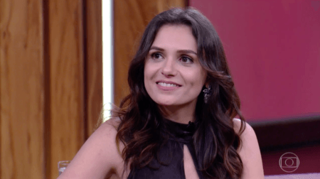 Monica Iozzi questionou vestimentas de Guilherme Boulos no debate da TV Globo