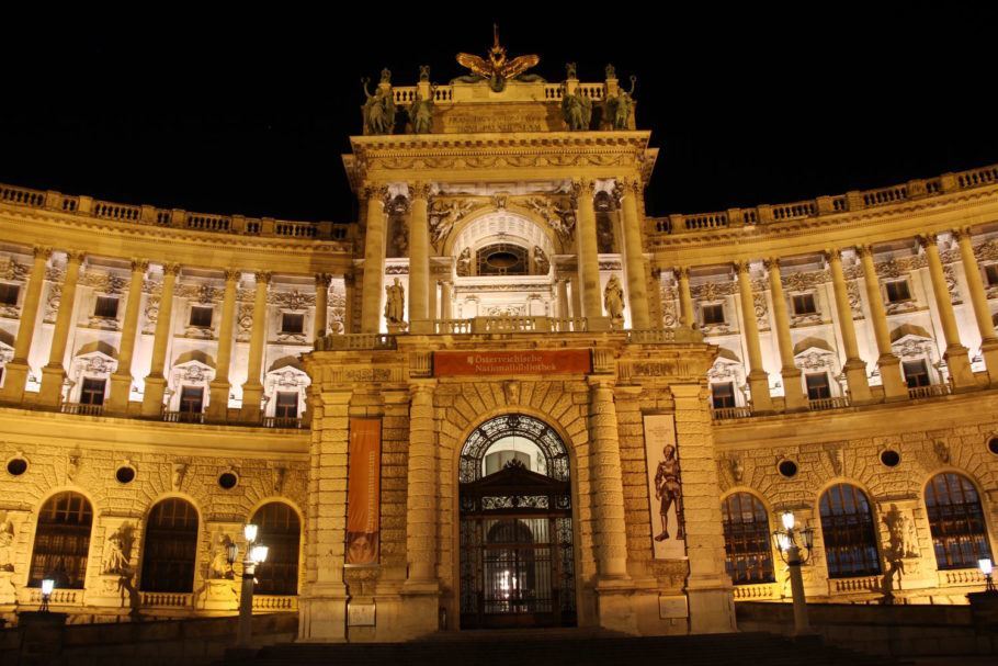 Palácio de Hofburg, antiga residência oficial dos Habsburgo, em Viena