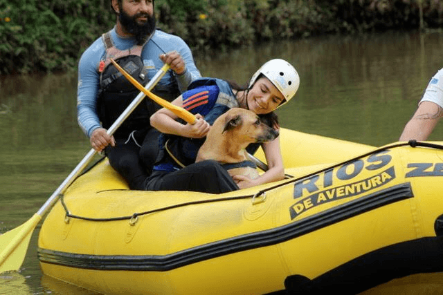Rafting com seu cão no bote pode ser feito no Rio do Peixe, em Socorro