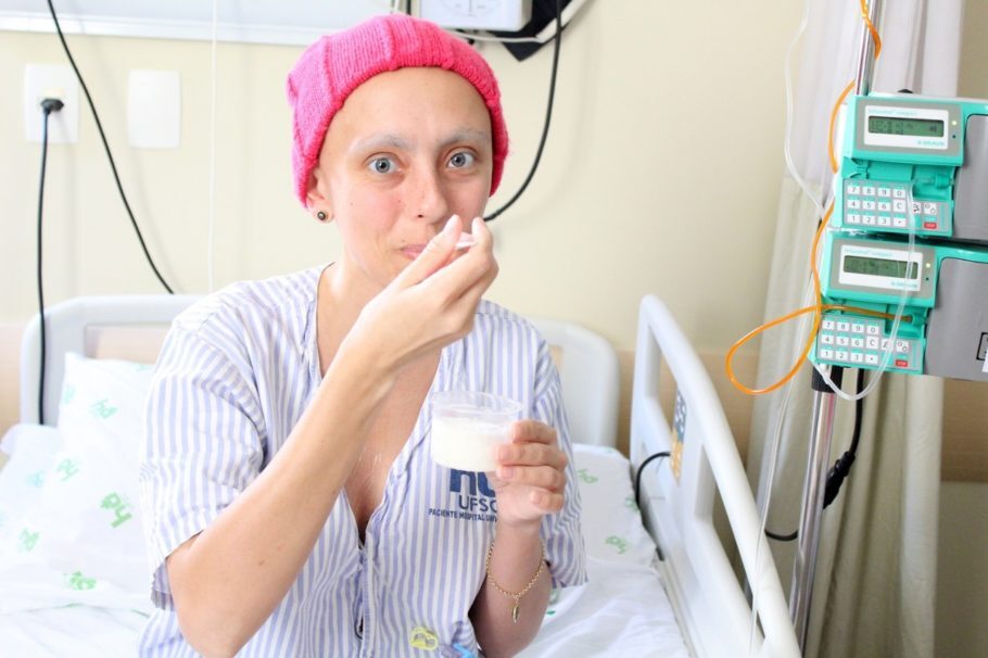 A paciente Carolina Martins foi uma das que consumiu o sorvete diariamente