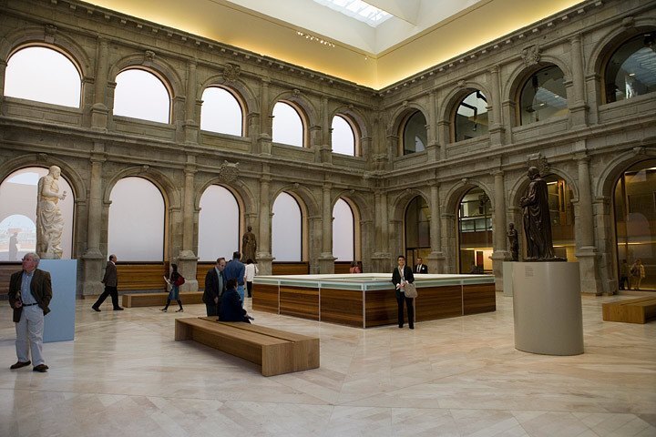 A sede do Museu do Prado foi desenhando pelo arquiteto Juan de Villanueva em 1785