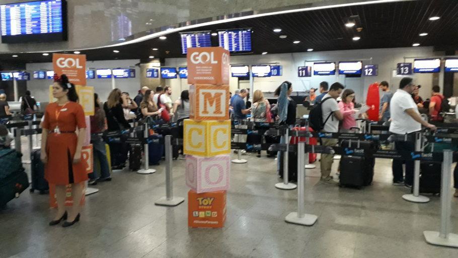 Check in no aeroporto de Fortaleza para o voo inaugural para Orlando, nos EUA