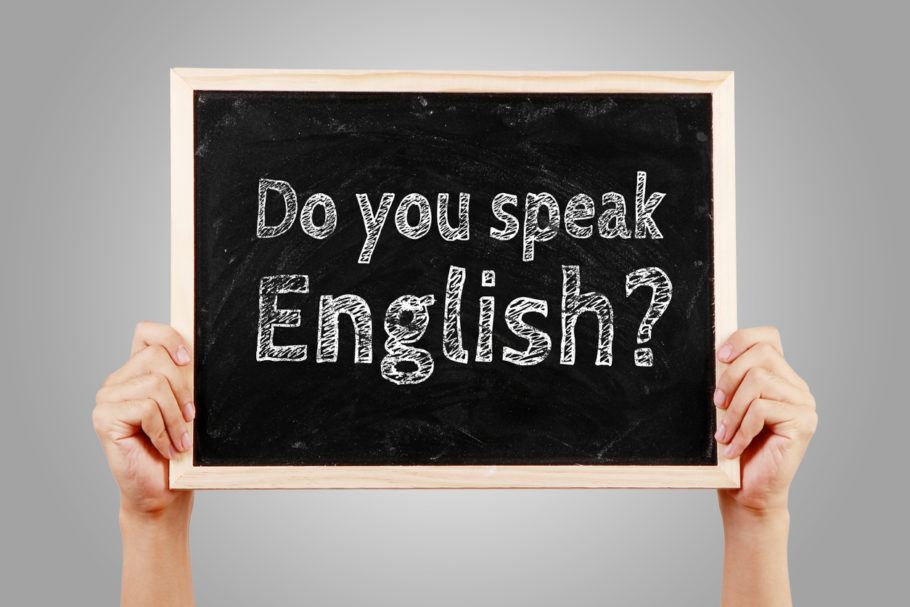 O inglês ensinado nas escolas como uma disciplina isolada não é suficiente para preparar os estudantes para fazer um intercâmbio