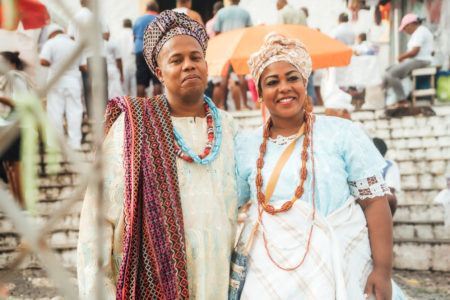 Cerimônia tem como objetivo a purificação e renovação, onde os participantes pedem paz, proteção, equilíbrio e prosperidade a Oxalá, divindade de matriz afro-brasileira