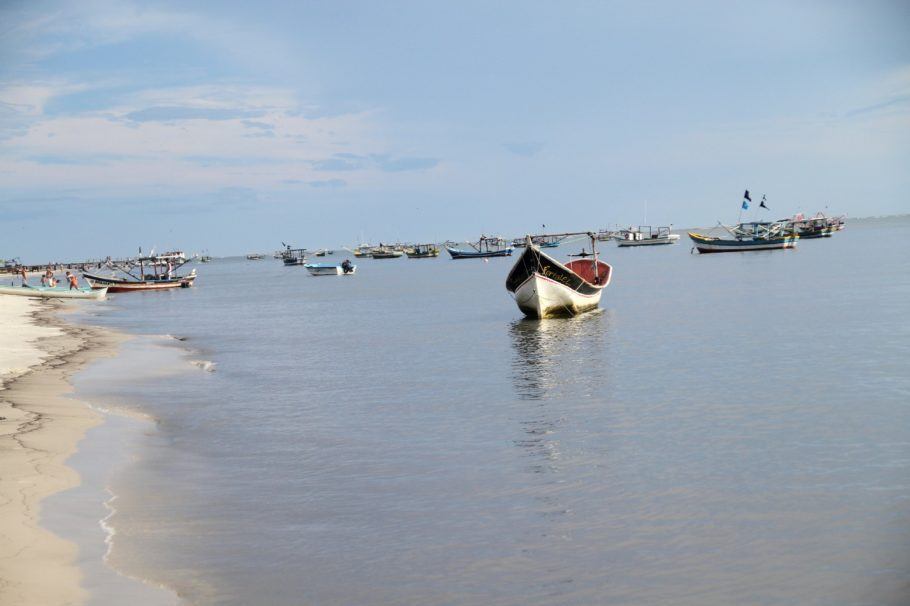 Praia de Superagui, no litoral do Paraná