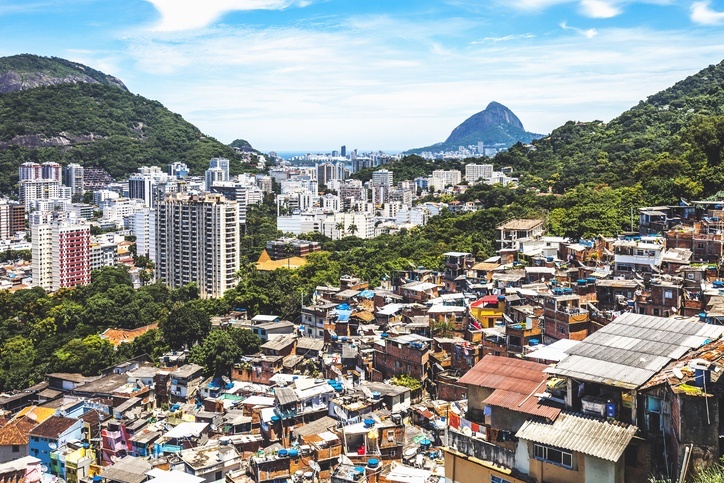 Em 2010, Brasil tinha cerca de 11 milhões de pessoas morando em favelas, segundo dados do IBGE