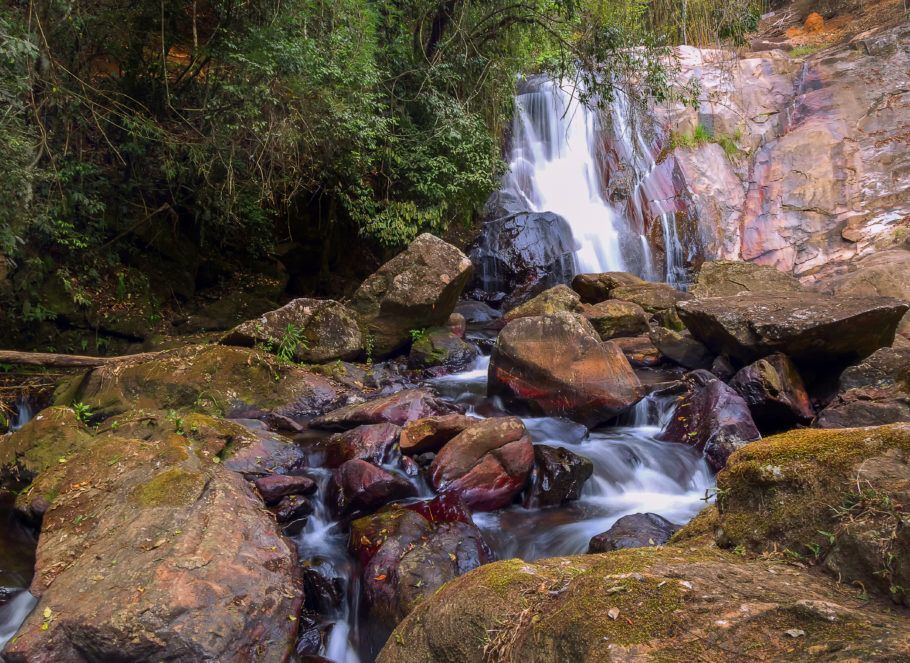 Cachoeira do Lajeado, uma das inúmeras na região de Santo Antônio do Pinhal