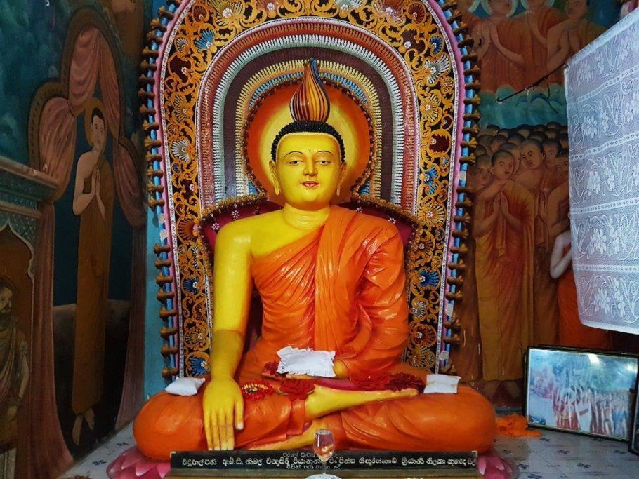 País possui inúmeros templos budistas