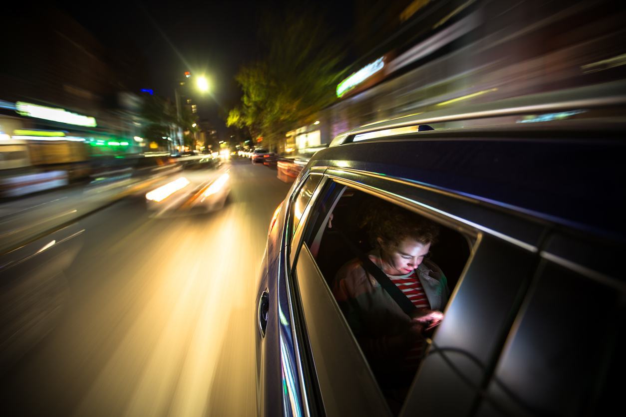 Ao menos 70 pessoas relataram violência sexual em táxis e veículos de transporte particular