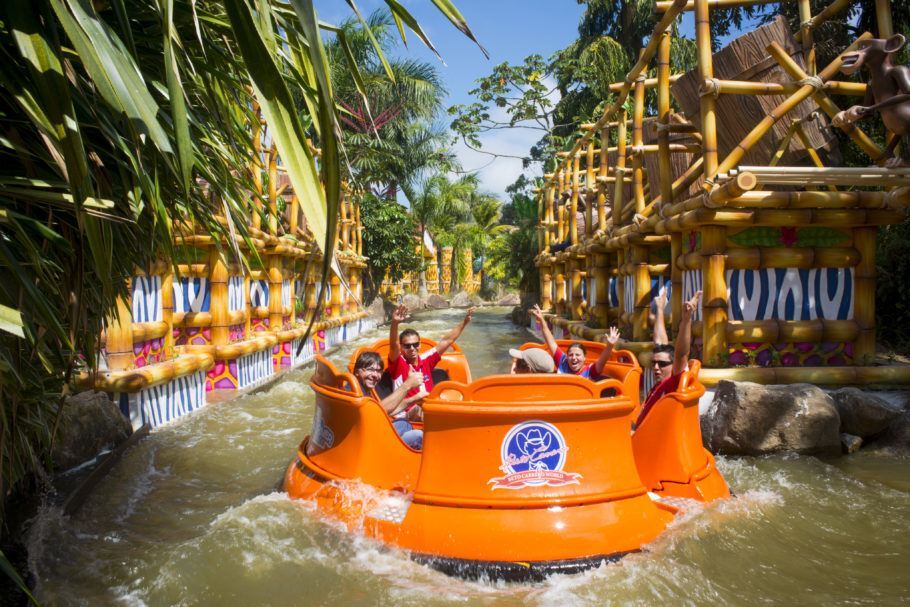 O Madagascar Crazy River Adventure é uma das atrações do parque Beto Carrero World