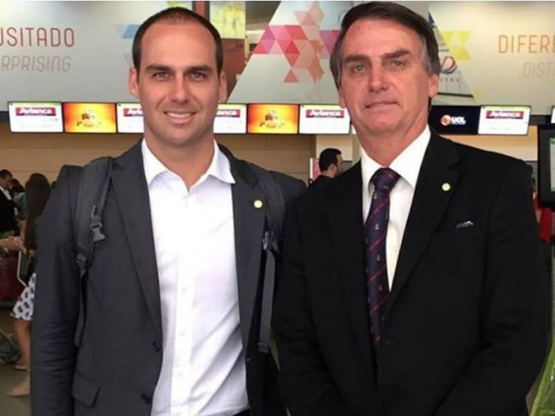 Eduardo e Jair Bolsonaro