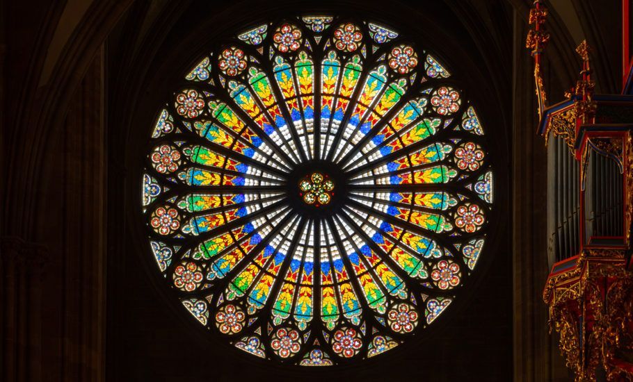 Detalhe da interior da Catedral de Nossa Senhora de Estrasburgo