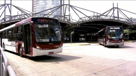 Tarifa no ônibus, trem e metrô de SP aumentará em janeiro de 2018