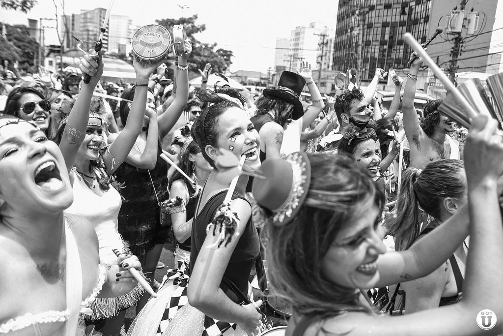 Bloco Casa Comigo faz festa de Carnaval na Casa Natura