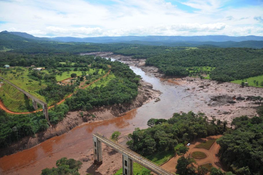 A mineradora Vale, responsável pela catástrofe socioambiental, foi multada pelo Ibama no sábado, 26, em R$ 250 milhões