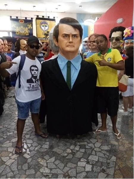 Em 2015 e 2016, a boneca gigante de Dilma Rousseff (PT) também não desfilou