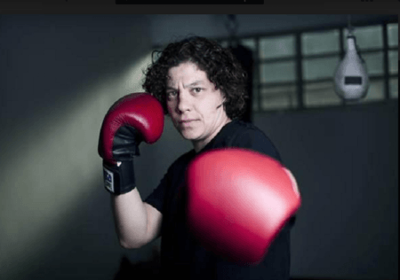 Andreia Bandeira, uma das atletas mais experientes da Seleção Brasileira de Boxe, é convidada do Sesc São Caetano para integrar a 24ª edição do projeto Sesc Verão