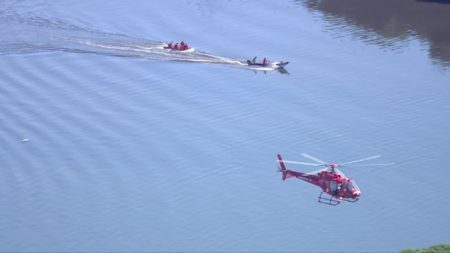 Helicóptero caiu na manhã desta segunda-feira, 14, no RJ