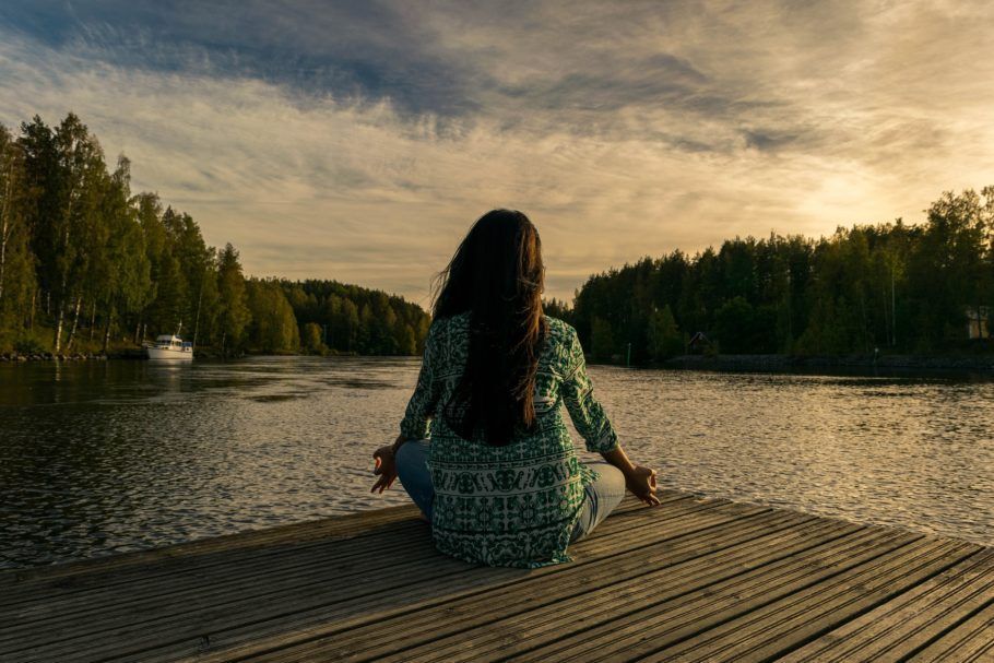 A meditação guiada é um método mais fácil de alcançar o estado meditativo. Foto: Pixabay