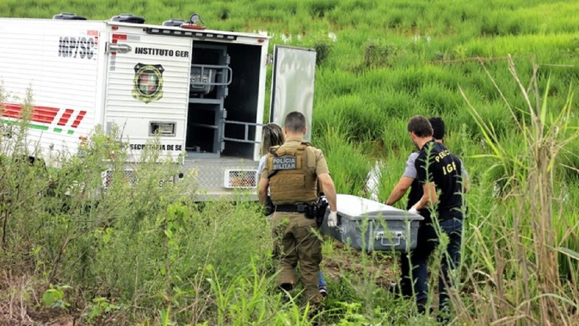 Corpo da mulher foi encontrado em um matagal, no município de Forquilhinha (SC)