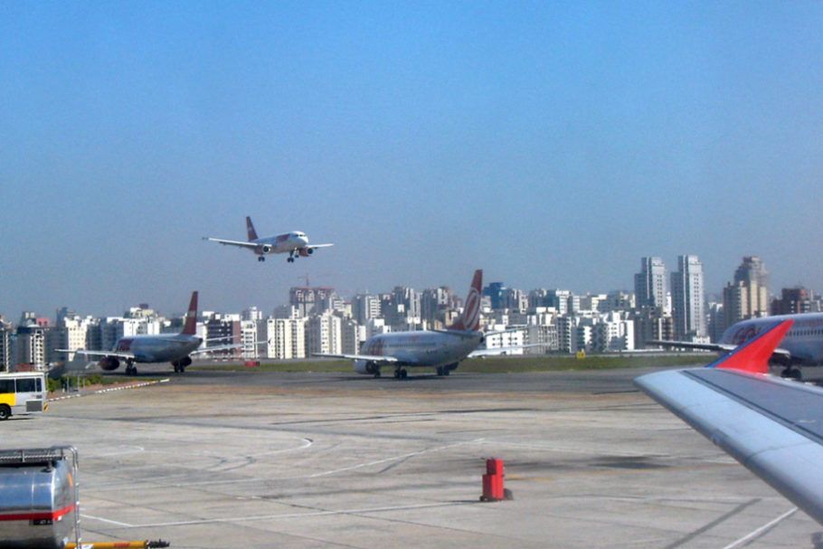 Vista do aeroporto de Congonhas, em São Paulo, que pode voltar a receber voos comerciais internacionais