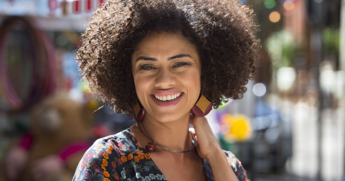 Atri\\ viverá Diana na 3ª temporada de “Sob pressão”, a série médica da TV Globo – Divulgação