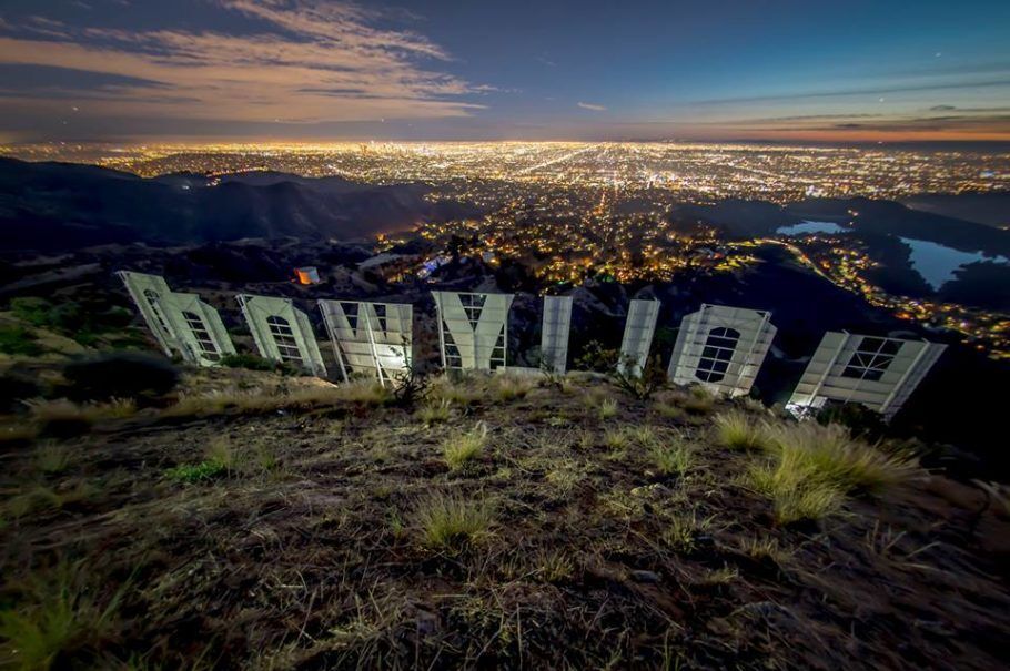 O letreiro de Hollywood é um dos cartões-postais de Los Angeles