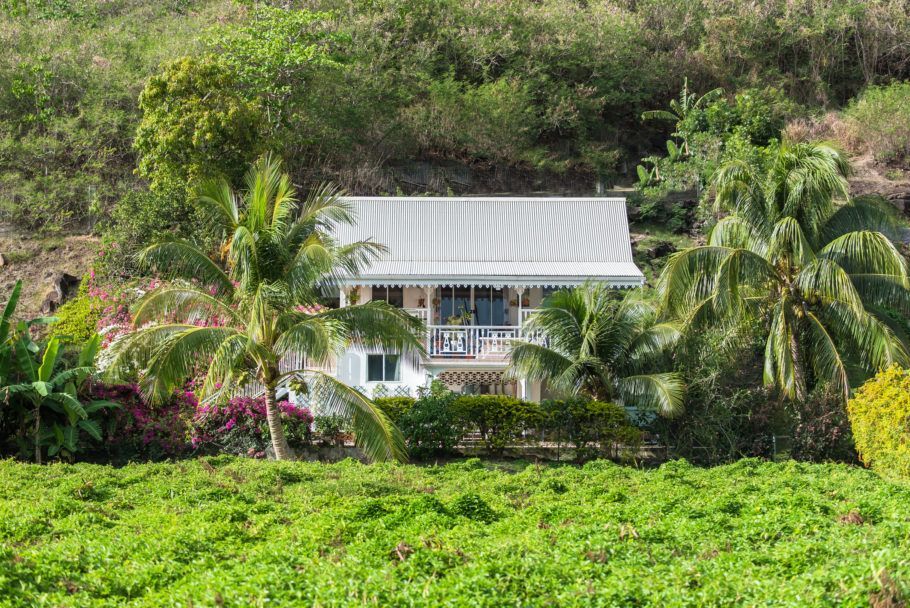 Típica casa polinésia na ilha de Moorea