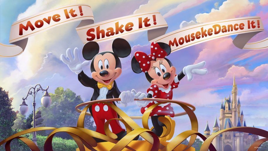 Mickey e Minnie recebem os visitantes juntinhos e de roupa nova no Town Square Theater para fotos e abraços