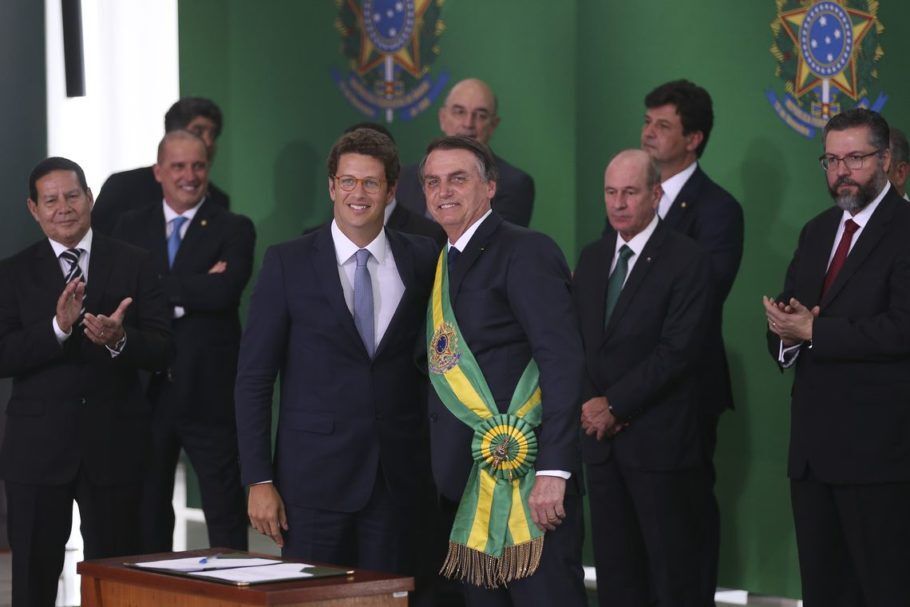 Ricardo Salles ao lado do presidente Jair Bolsonaro no dia da posse