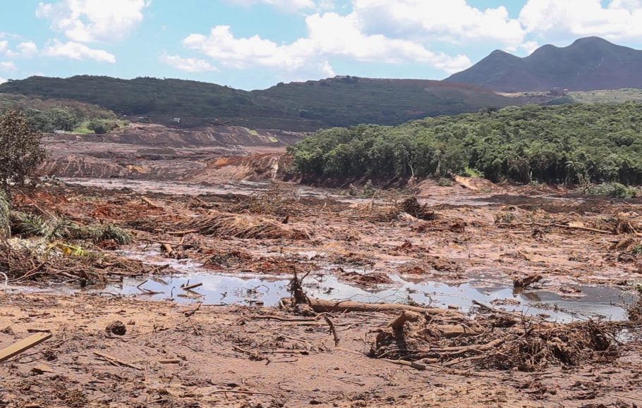 Rompimento da barragem do Córrego do Feijão deixa um rastro de destruição em Brumadinho, Minas Gerais