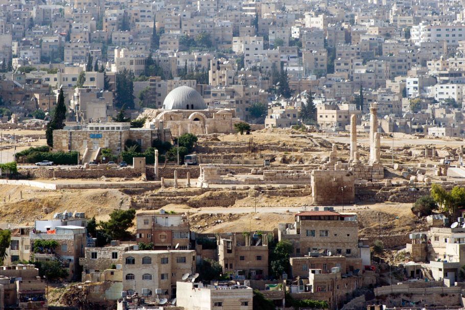 Vista da cidade antiga de Amã, capital da Jordânia