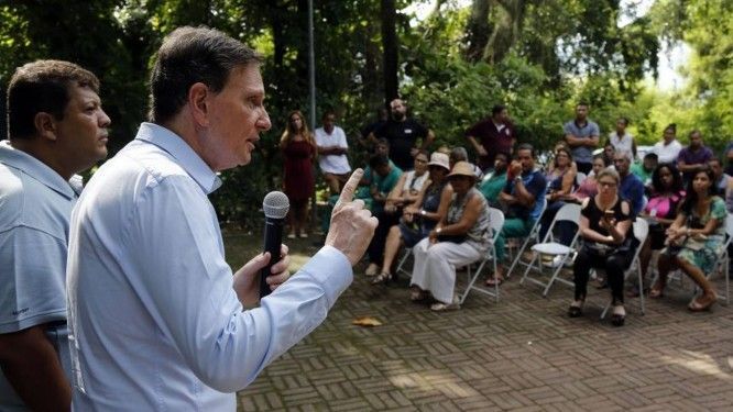 O prefeito do Rio de Janeiro, Marcelo Crivella, em discurso a servidores municapais
