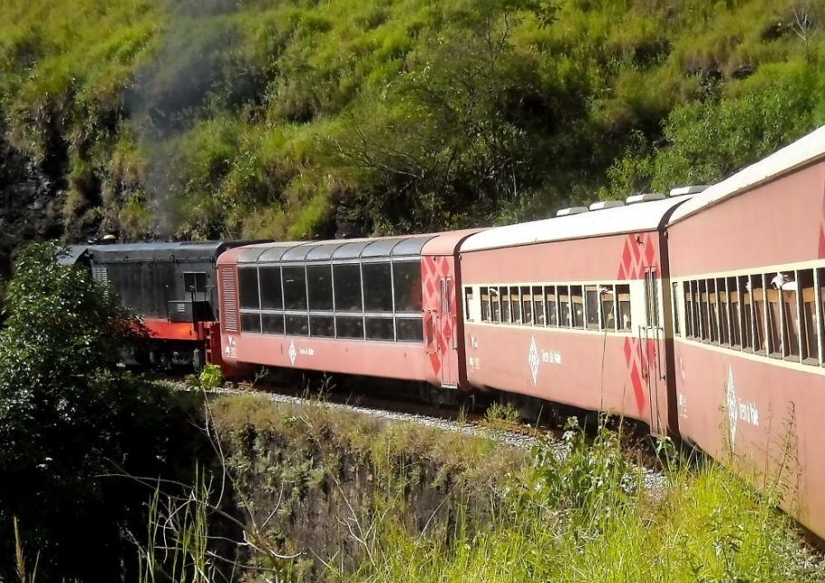 Trem que faz o trajeto entre Mariana e Ouro Preto